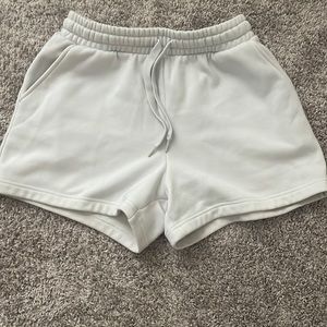 Fabletics Shorts, 67%Ployester, 33% cotton. Size Small